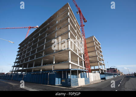 Verlassen der Räumlichkeiten des geplanten neuen Hauptsitzes der Anglo Irish Bank am Spencer Dock, Dublin, Irland Stockfoto