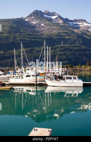 Ein seltener Tag Sonnenschein für die Seeleute von Whittier Alaska Stockfoto