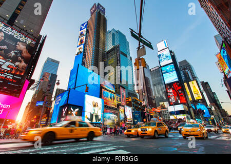 New York City Times Square bei Nacht Stockfoto