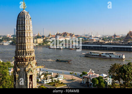 Thailande, Bangkok, Verkehr auf dem Chao Phraya River Stockfoto