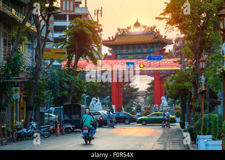 Thailand, Bangkok, Chinatown Bezirk Tor Stockfoto