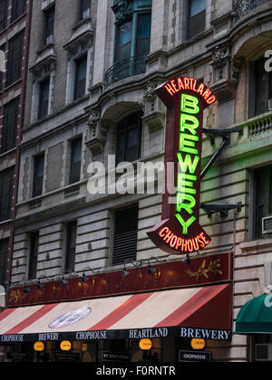 Heartland Brewery Restaurant Facade Zeichen, NYC Stockfoto