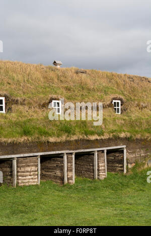 Akureyri, Island Eyjaforour. Historische Rasen Häuser von Laufás, einst im Besitz einer wohlhabenden Pfarrhaus, c. 1866. National Museum. Stockfoto