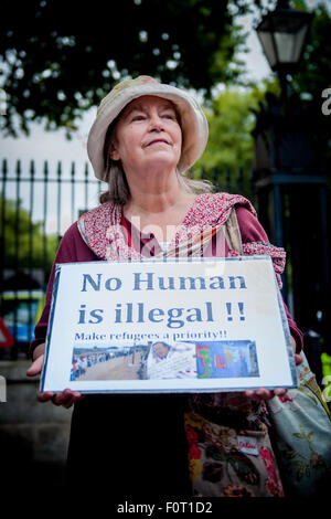 London, UK. 20. August 2015. Keine menschliche illegaler Protest organisiert von der London-Calais-Konvoi-Gruppe, die für Rechte für Flüchtlinge sind. Bildnachweis: Pete Maclaine/Alamy Live-Nachrichten Stockfoto