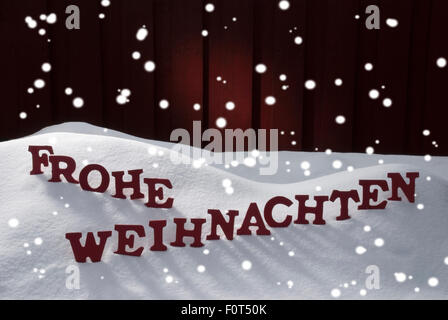 Frohe Wohnaccesoires bedeutet Frohe Weihnachten Schneeflocken Stockfoto