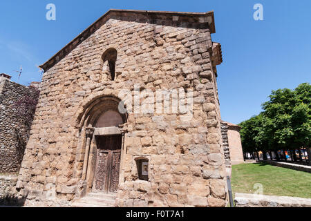 Sant Joan Kirche ich Sant Pau. Sant Joan de Les Abadesses. XII Jahrhundert. Stockfoto