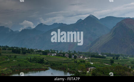 China Yunnan Baoshan Mangkuan Nujiang ländliche Landschaft Stockfoto