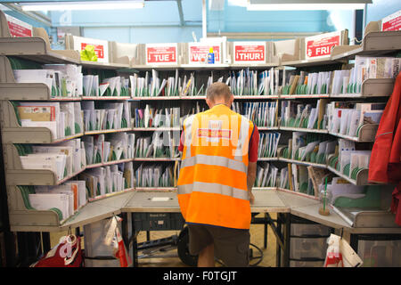 Die Hyde Lieferung Office, Royal Mail, Post Office Lieferung Station und Sammlung Büro, Northwest London, England, UK Stockfoto