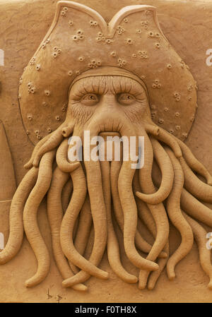 Fantasy-Charakter Davy Jones, Sandskulpturen, Tentakel Bart, aus dem Film Fluch der Karibik, Sandskulpturenfestival Stockfoto