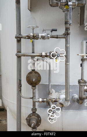 Detail der Schaltung eines flüssigen Stickstoff-Tank. Stockfoto