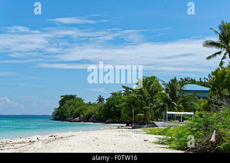 Ein Beach House On A schöne Insel White Sands, klares Wasser, gesundes Leben im Meer und saubere Luft. Ideal für eine Familie Stockfoto