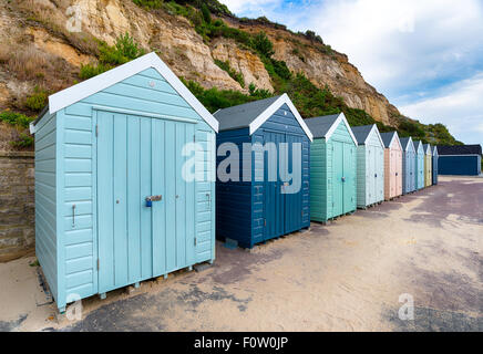 Strandhütten in Bournemouth Stockfoto