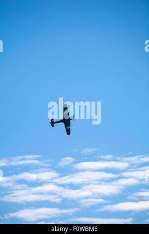 Bournemouth, UK. 21. August 2015. Mehr als 1 Million Menschen werden sich voraussichtlich auf Bournemouth über vier Tage absteigen, da die achte jährliche Bournemouth Air Festival in Gang kommt. Nach der erste Tag war eine vollständige Auswaschung mit storniert alle Flug-Displays die zweite Tag des Air-Festival war viel besseres Wetter mit Sonnenschein und einigen blauen Himmel ermöglicht die Displays zur Freude der Massen stattfinden.  BBMF Credit: Carolyn Jenkins/Alamy Live-Nachrichten Stockfoto