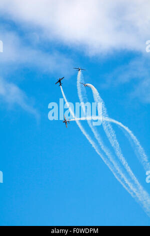Bournemouth, UK. 21. August 2015. Die Klingen führen in die achte jährliche Bournemouth Air Festival.  Bildnachweis: Carolyn Jenkins/Alamy Live-Nachrichten Stockfoto