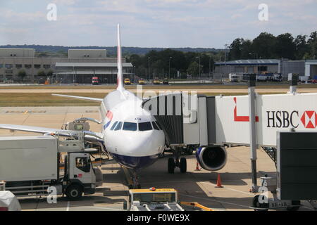 British Airways Airbus A320 am Flughafen London-Gatwick, Crawley, West Sussex, England, Großbritannien, Vereinigtes Königreich, UK, Europa Stockfoto