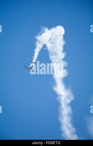 Bournemouth, UK. 21. August 2015. Der Twister Duo führen beim achte jährliche Bournemouth Air Festival. Bildnachweis: Carolyn Jenkins/Alamy Live-Nachrichten Stockfoto