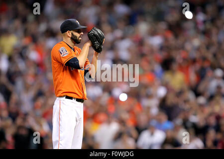 Houston, Texas, USA. 21. August 2015. Houston Astros Krug Mike zum #54 bereitet sich auf den letzten Streik der seine No-Hitter in der MLB interleague Baseball-Spiel zwischen den Houston Astros und die Los Angeles Dodgers von Minute Maid Park in Houston, TX liefern. Houston gewann 3: 0. Kredit-Bild: Erik Williams/Cal Sport Media. Stockfoto