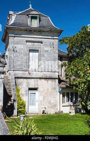 Altes französisches Dorf Gebäude, Genac, Poitiers Charente, Süd-west Frankreich Stockfoto