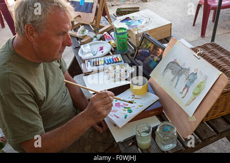 Expat-Kunst-Klasse im Café De La Gare, Genac, Poitiers Charente, Süd-west Frankreich Stockfoto