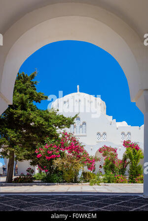 Orthodoxe Kathedrale in der Stadt Thira auf der griechischen Insel Santorini (Thira) Stockfoto