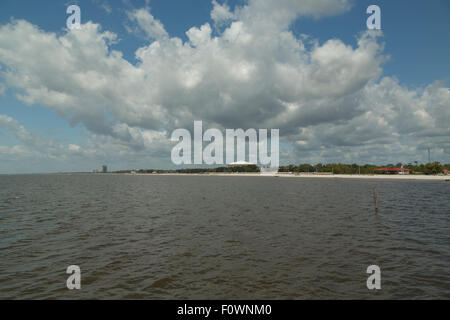 Ein Foto von Biloxi Beach auf den Mississippi Sound in Mississippi, USA. Stockfoto