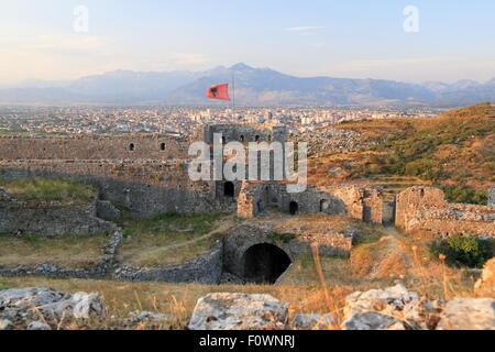 Barbican Gate Eingang zum ersten Hof, Rozafa Burg, Shkodra, Albanien, Balkan, Europa Stockfoto