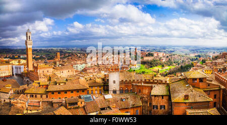 Panorama der mittelalterlichen Stadt Siena, Toskana, Italien Stockfoto