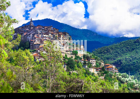 Schönen Bergdorf Apricale in Ligurien, Italien Stockfoto