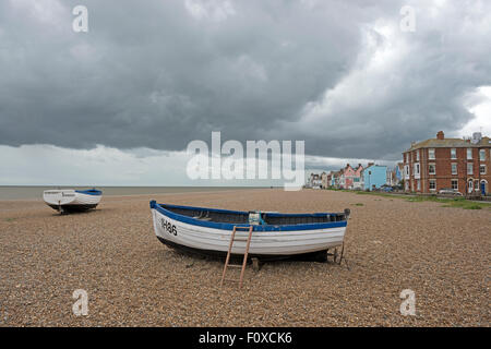 Historische hölzerne Fischerboote Aldeburgh Suffolk UK Stockfoto