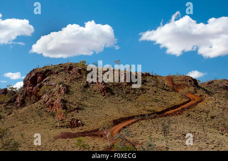 Eisenerz-Felsen - australische Outback Stockfoto