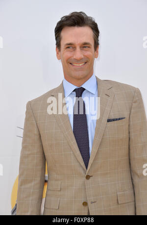 LOS ANGELES, CA - 27. Juni 2015: Jon Hamm an der Los Angeles premiere seines Films "Minions" im Shrine Auditorium. Stockfoto