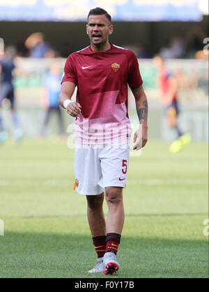 Verona, Italien. 22. August 2015. Roma Verteidiger Leandro Castan in die italienische Serie A Fußballspiel zwischen Hellas Verona FC V AS Roma am 22. August 2015 Stadium Bentegodi in Verona, Italien. Bildnachweis: Andrea Spinelli/Alamy Live-Nachrichten Stockfoto