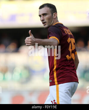 Verona, Italien. 22. August 2015. Roma Verteidiger Vasillis Torosidis in die italienische Serie A Fußballspiel zwischen Hellas Verona FC V AS Roma am 22. August 2015 Stadium Bentegodi in Verona, Italien. Bildnachweis: Andrea Spinelli/Alamy Live-Nachrichten Stockfoto