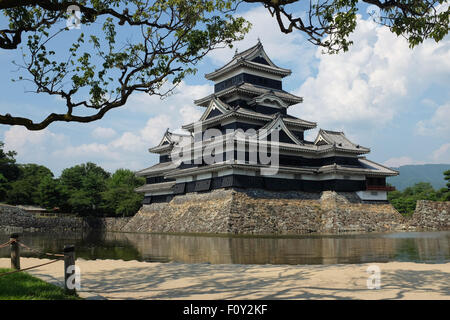 Matsumoto Castle in der Präfektur Nagano, Japan. Stockfoto