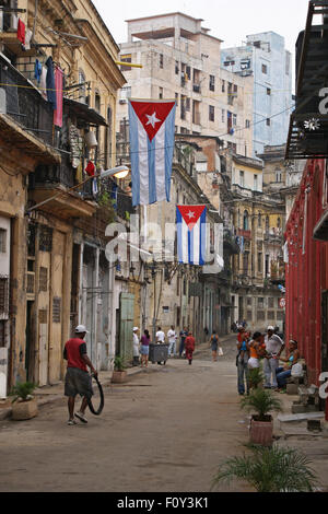 Havanna, Kuba - 23. Februar 2010: Charakteristische Szene der historischen Viertel von Havanna am 24. Februar 2010 in Havanna, Kuba, Stockfoto