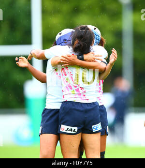 Dublin, Irland. 23. August 2015. Frauen Sevens Series Qualifikation 2015. Japan vs. Niederlande Japan feiern ihren Sieg. Bildnachweis: Aktion Plus Sport/Alamy Live-Nachrichten Stockfoto