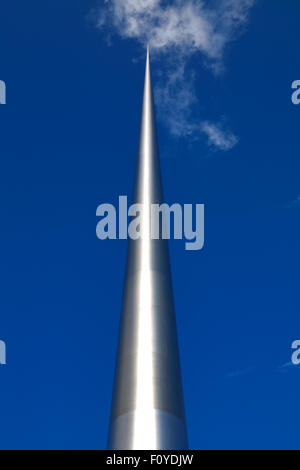 Im Spire of Dublin auch bekannt als Spike ist ein großes, 121,2 m hoch Edelstahl Pin erinnernde Denkmal Stockfoto
