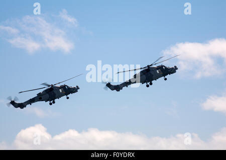 Bournemouth, UK. 23. August 2015. Die Black Cats Helikopter Display Team führen Sie am letzten Tag des Bournemouth Air Festival. Bildnachweis: Carolyn Jenkins/Alamy Live-Nachrichten Stockfoto