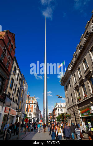 Im Spire of Dublin auch bekannt als Spike ist ein großes, 121,2 m hoch Edelstahl Pin erinnernde Denkmal Stockfoto