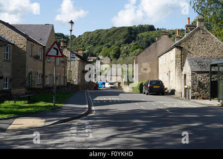 Allgemeine Ansicht von Eyam Village in Derbyshire England UK Peak District National Park Village Community Stockfoto