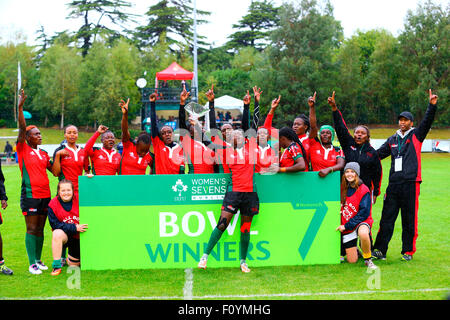 Dublin, Irland. 23. August 2015. Frauen Sevens Series Qualifikation 2015. Kenia im Vergleich zu Kolumbien Kenia feiern die Schale zu gewinnen. Bildnachweis: Aktion Plus Sport/Alamy Live-Nachrichten Stockfoto