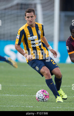 Verona, Italien. 22. August 2015. Juanito (Hellas) Fußball: Italienische "Serie A" match zwischen Hellas Verona 1-1 AS Roma im Stadio Marc'Antonio Bentegodi in Verona, Italien. © Maurizio Borsari/AFLO/Alamy Live-Nachrichten Stockfoto