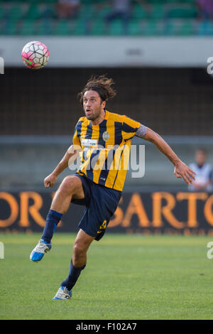 Verona, Italien. 22. August 2015. Luca Toni (Hellas) Fußball: Italienische "Serie A" match zwischen Hellas Verona 1-1 AS Roma im Stadio Marc'Antonio Bentegodi in Verona, Italien. © Maurizio Borsari/AFLO/Alamy Live-Nachrichten Stockfoto