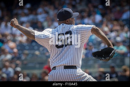 New York, USA. 23. August 2015. New York, New York, USA. 23. August 2015. Yankees' CC SABATHIA im 1. Inning, NY Yankees vs. Cleveland Indians, Yankee Stadium, Sonntag, 23. August 2015. © Bryan Smith/ZUMA Draht/Alamy Live News Bildnachweis: ZUMA Press, Inc./Alamy Live News Stockfoto