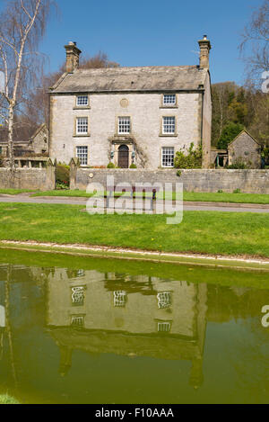 Das Dorf Teich, Hartington, Peak District National Park, Derbyshire, England, UK. Stockfoto