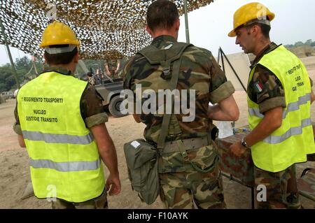 Schnelleingreiftruppe der NATO, italienische Kontingent der Selbsthilfegruppe, logistische Übung Stockfoto