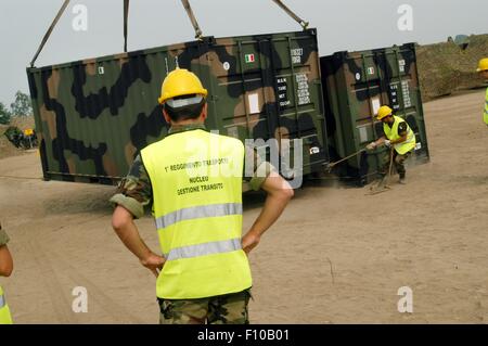 Schnelleingreiftruppe der NATO, italienische Kontingent der Selbsthilfegruppe, logistische Übung Stockfoto