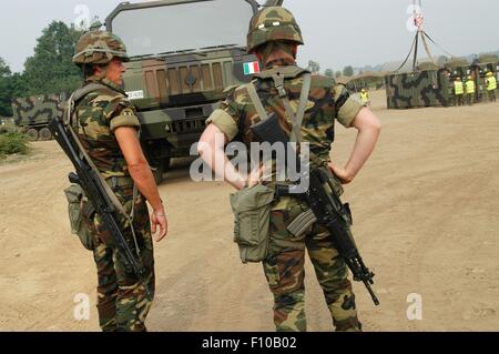 Schnelleingreiftruppe der NATO, italienische Kontingent der Unterstützungsgruppe Stockfoto