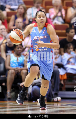 Uncasville, CT, USA. 23. August 2015. Atlanta Dream guard Shoni Schimmel (23) in Aktion bei der WNBA-Basketball-Spiel zwischen den Connecticut Sun und den Atlanta Dream im Mohegan Sun Arena. Atlanta besiegte Connecticut 102-92. Bildnachweis: Cal Sport Media/Alamy Live-Nachrichten Stockfoto