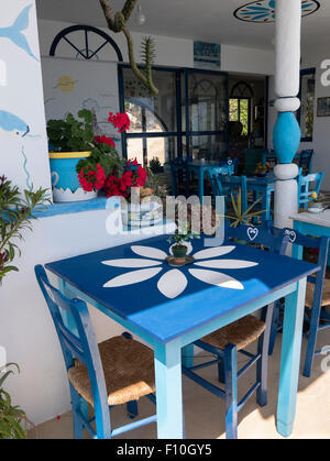 Traditionelle griechische Taverne, Komitades, Kreta, Griechenland. Stockfoto